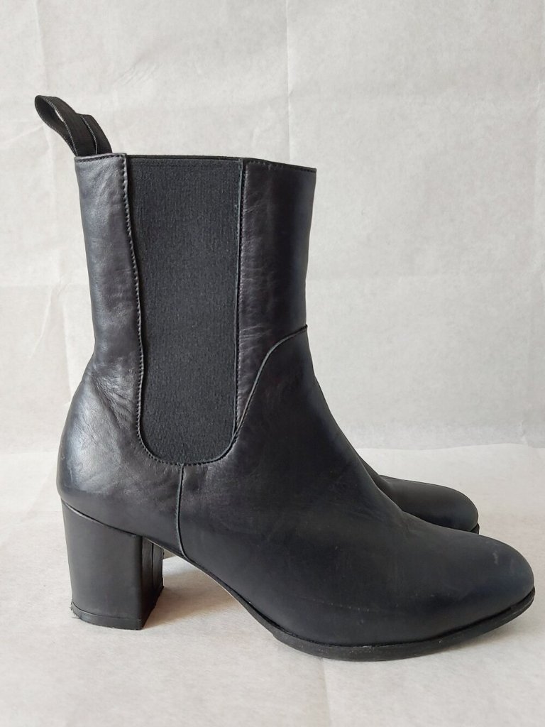 Poppy Barley Black Leather Chelsea Boots Size 6 Mid-Block Heel Pullon Casual — image 2 of 8